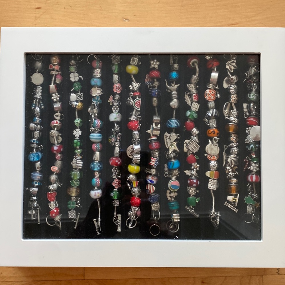 Willabee and Ward 12 month holiday bracelet set plus 1 pair of spring earrings.